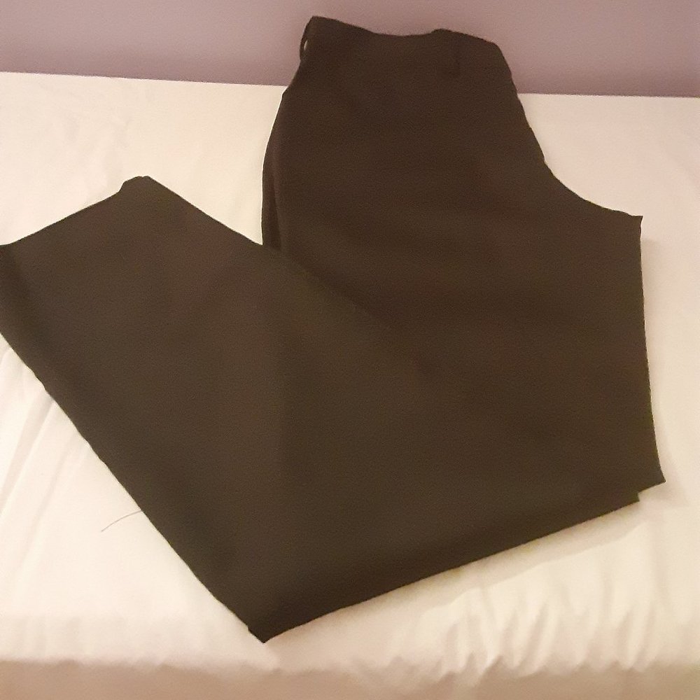 Louis Raphael Men's Pants - Picture 2 of 6